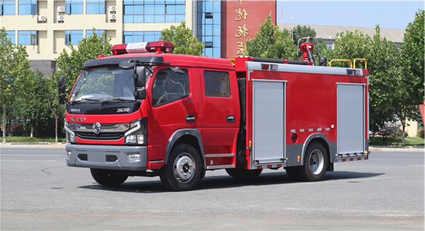 消防車(chē)廠(chǎng)家教你如何購(gòu)買(mǎi)消防車(chē)及購(gòu)買(mǎi)注意事項(xiàng)